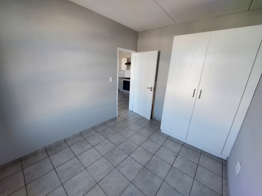 To Let 2 Bedroom Property for Rent in Parklands Western Cape